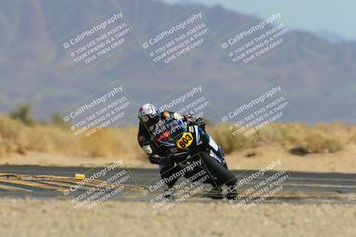 media/Mar-22-2025-CVMA (Sat) [[462c0ffedb]]/Race 13-Amateur Supersport Middleweight/